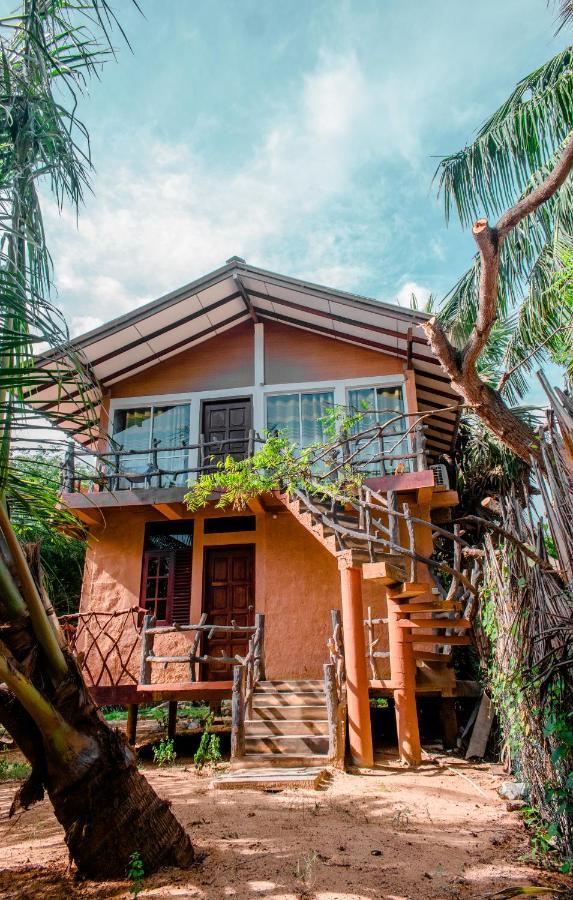 Sarada Beach Resort Yala Тиссамахарама Экстерьер фото