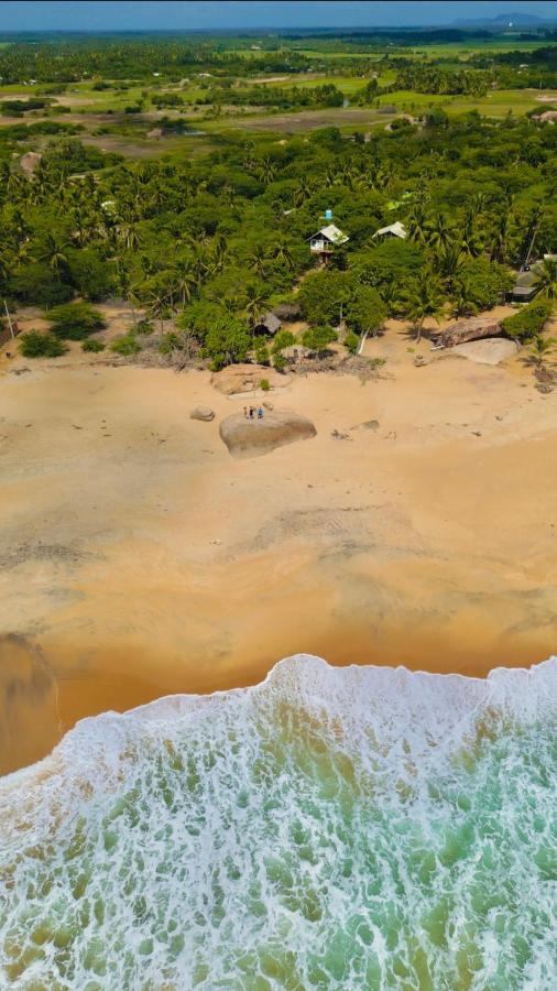 Sarada Beach Resort Yala Тиссамахарама Экстерьер фото